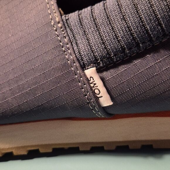 Toms Men\'s 10.5 Slip On Nylon Shoes main image 6